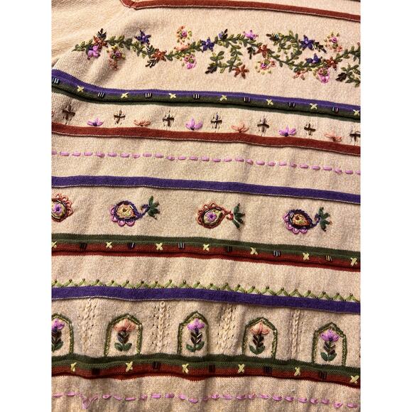 Alfred Dunner ladies short sleeve sweater w/ beaded & embroidered detail. Sz L - Picture 3 of 9